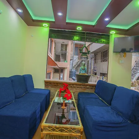 Oyo 264 Hotel Antique Kutty